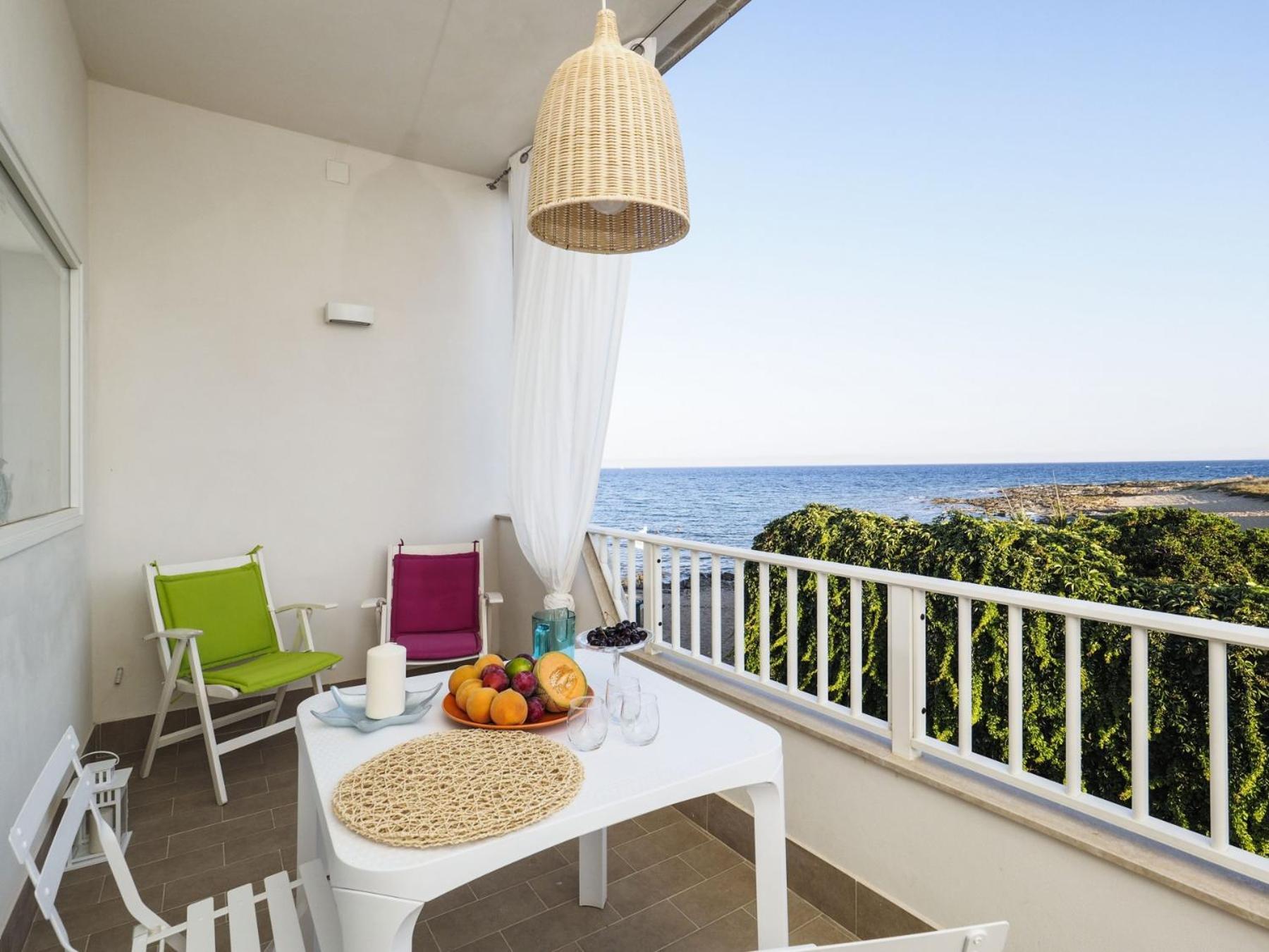 Apartamento Rifugio A Mare Calabernardo Exterior foto